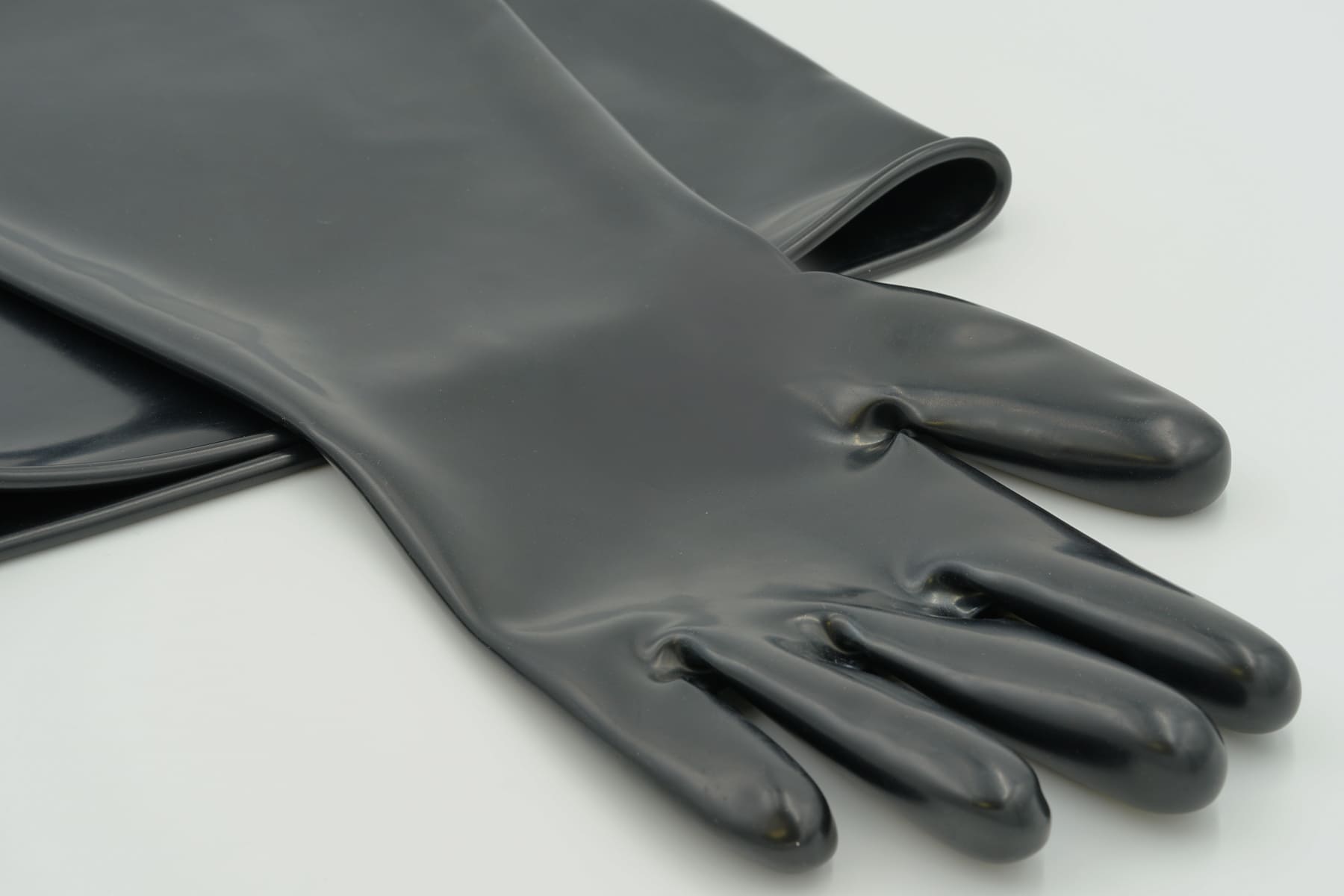 Butyl gloves